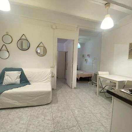 07 Basic Center Barcelona3 1 Apartment Bagian luar foto
