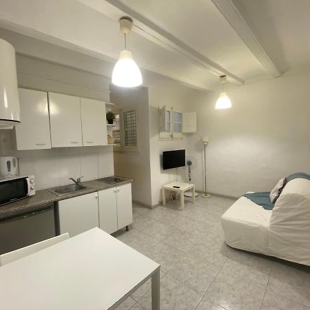 07 Basic Center Barcelona3 1 Apartment Bagian luar foto