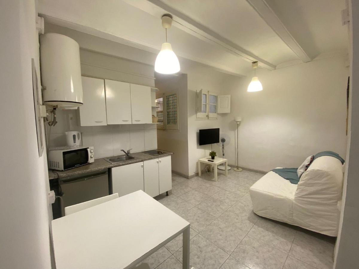 07 Basic Center Barcelona3 1 Apartment Bagian luar foto